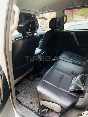 Toyota Prado 2009, 132,000 km - 2.7 l - Bakı