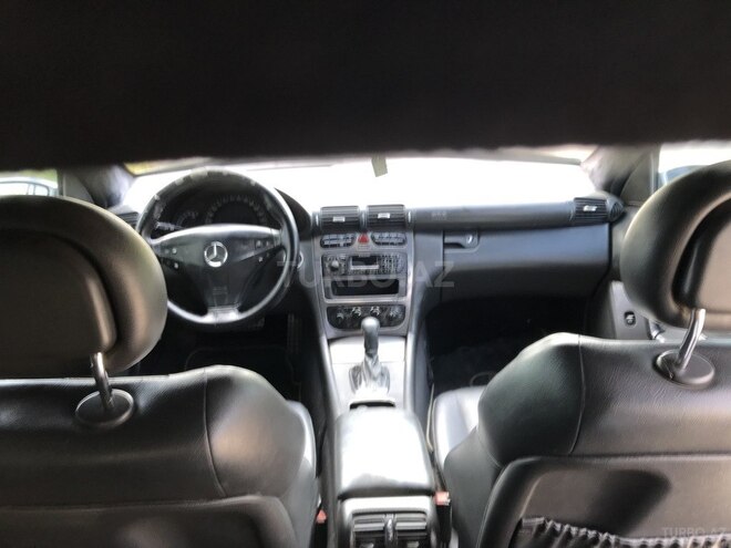 Mercedes C 180 2003, 386,100 km - 1.8 л - Quba