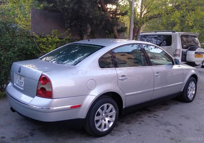 Volkswagen Passat 2001, 250,000 km - 1.8 л - Bakı