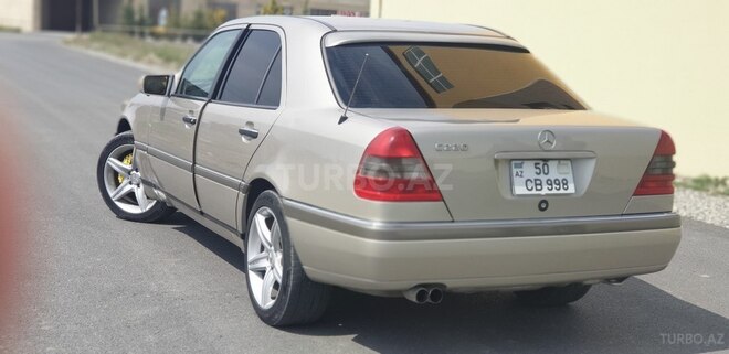 Mercedes C 220 1995, 311,000 km - 2.2 l - Sumqayıt
