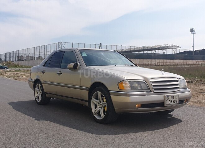 Mercedes C 220 1995, 311,000 km - 2.2 l - Sumqayıt