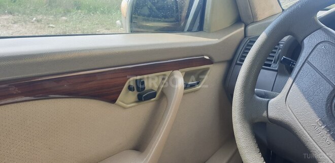 Mercedes C 220 1995, 311,000 km - 2.2 l - Sumqayıt