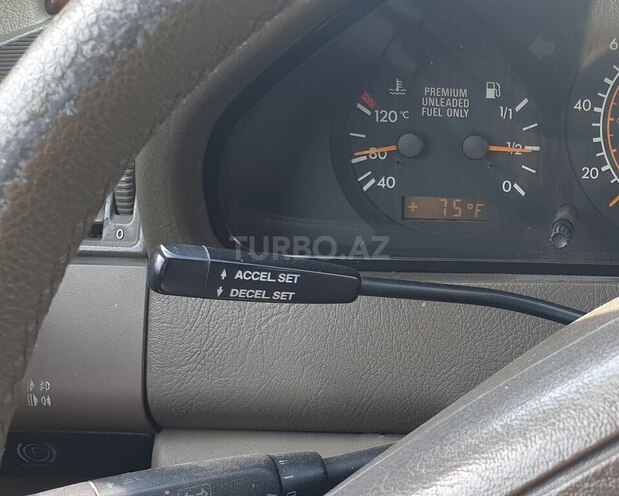 Mercedes C 220 1995, 311,000 km - 2.2 l - Sumqayıt