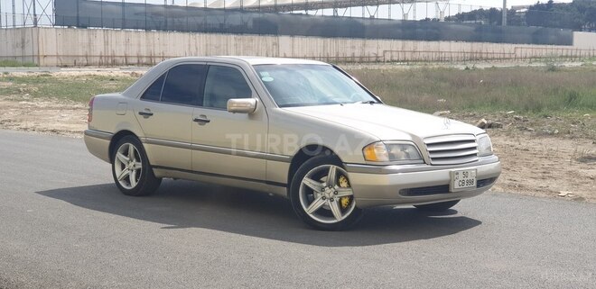 Mercedes C 220 1995, 311,000 km - 2.2 l - Sumqayıt