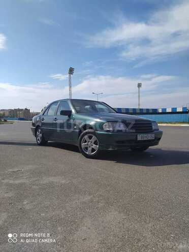 Mercedes C 220 1999, 344,000 km - 2.2 l - Bakı