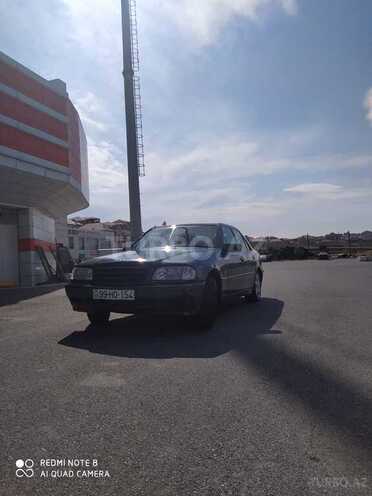 Mercedes C 220 1999, 344,000 km - 2.2 l - Bakı