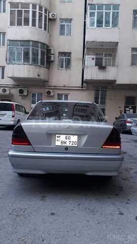 Mercedes C 200 2000, 150,000 km - 2.0 л - Bakı