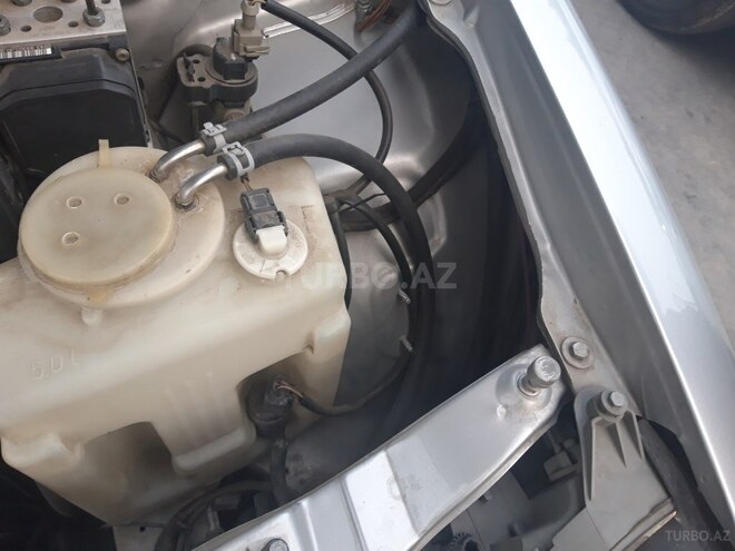 Mercedes E 200 1999, 284,000 km - 2.0 l - Bakı