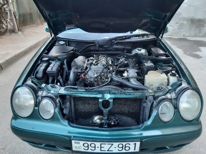 Mercedes E 220 2000, 455,000 km - 2.2 l - Gəncə
