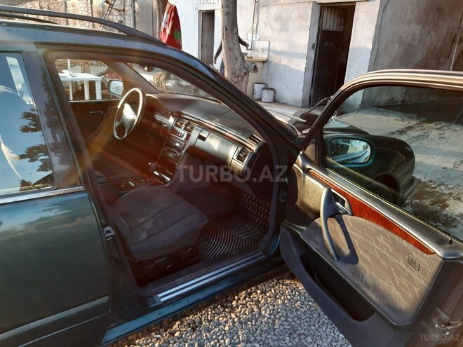 Mercedes E 220 2000, 455,000 km - 2.2 l - Gəncə