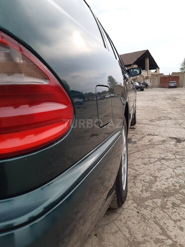 Mercedes E 220 2000, 455,000 km - 2.2 l - Gəncə