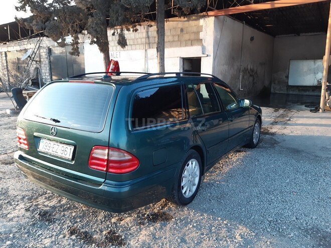 Mercedes E 220 2000, 455,000 km - 2.2 l - Gəncə