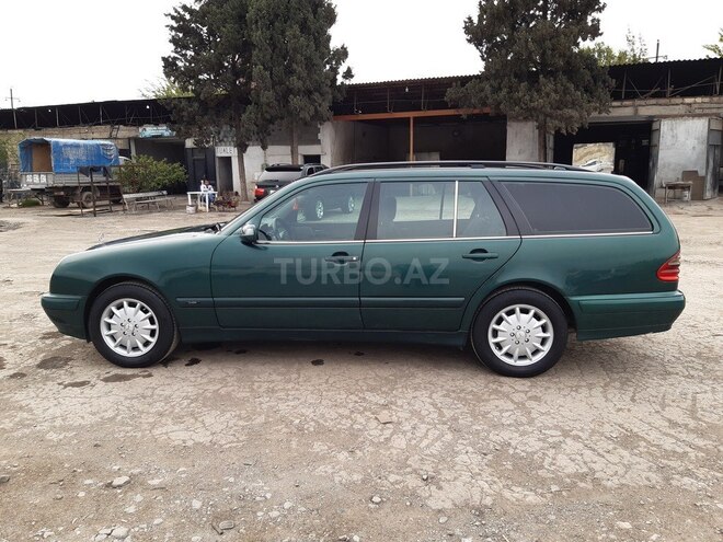 Mercedes E 220 2000, 455,000 km - 2.2 l - Gəncə