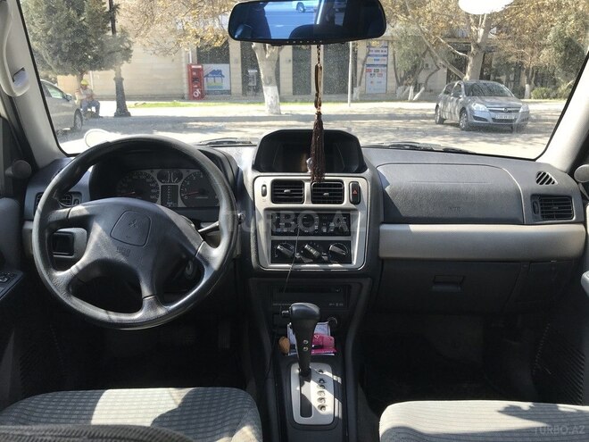 Mitsubishi Pajero io 1998, 221,000 km - 1.8 l - Sumqayıt