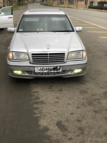 Mercedes C 230 1998, 112,300 km - 2.3 l - Bakı