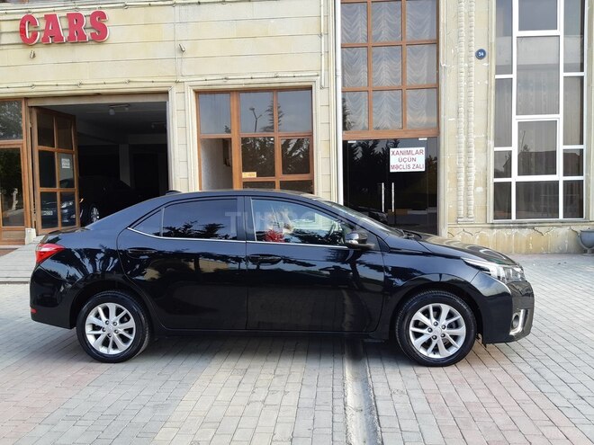 Toyota Corolla 2013, 180,000 km - 1.8 l - Sumqayıt