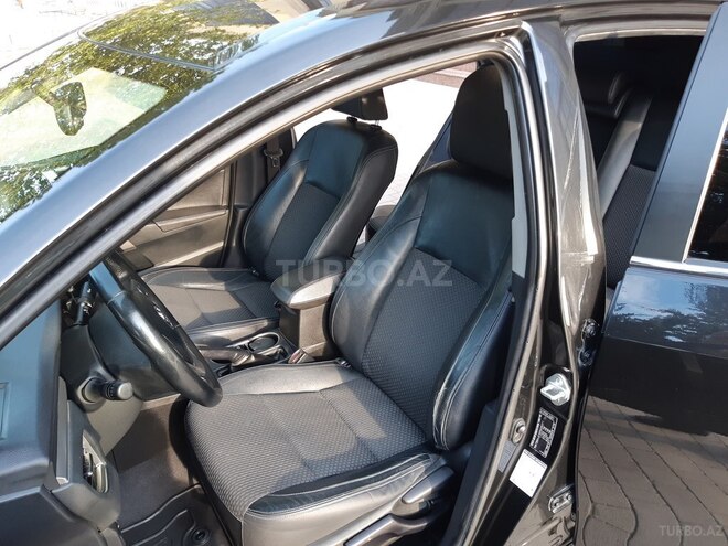 Toyota Corolla 2013, 180,000 km - 1.8 l - Sumqayıt