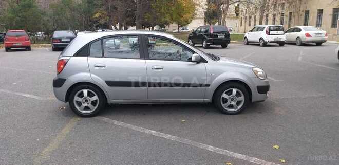 Kia Rio 2005, 136,000 km - 1.4 l - Bakı