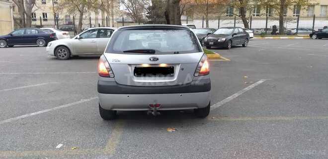 Kia Rio 2005, 136,000 km - 1.4 l - Bakı