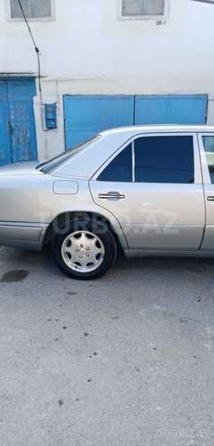 Mercedes E 200 1994, 476,263 km - 2.0 l - Bakı