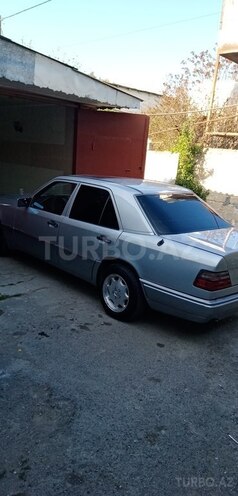 Mercedes E 200 1994, 476,263 km - 2.0 l - Bakı