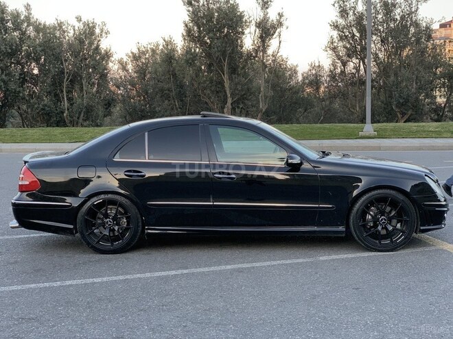 Mercedes E 500 2003, 270,000 km - 5.0 l - Bakı