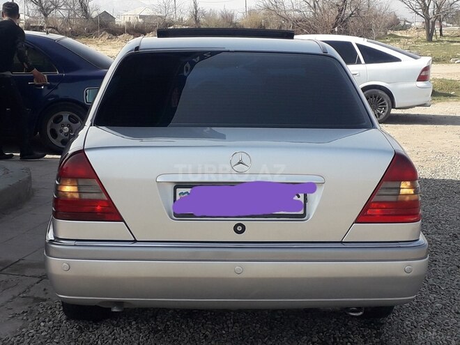 Mercedes C 180 1997, 420,000 km - 1.8 l - Sumqayıt