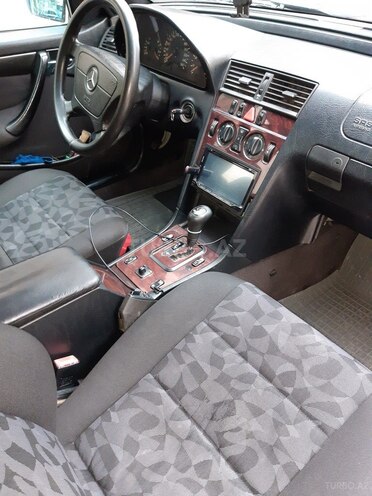 Mercedes C 220 2000, 518,000 km - 2.2 l - Bakı