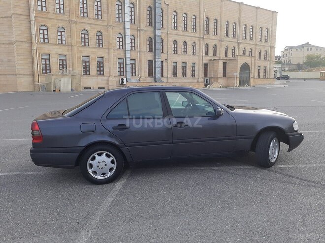 Mercedes C 180 1996, 318,000 km - 1.8 л - Bakı