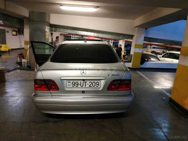 Mercedes E 240 1999, 151,260 km - 2.4 l - Bakı