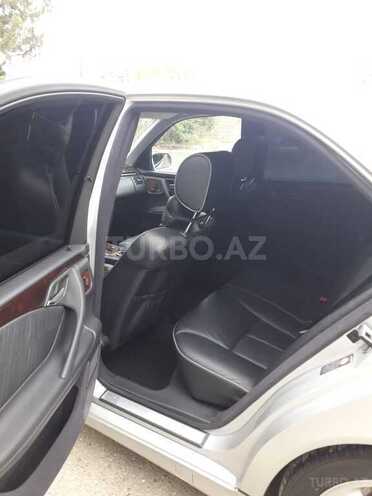 Mercedes E 320 2001, 280,000 km - 3.2 l - Yevlax