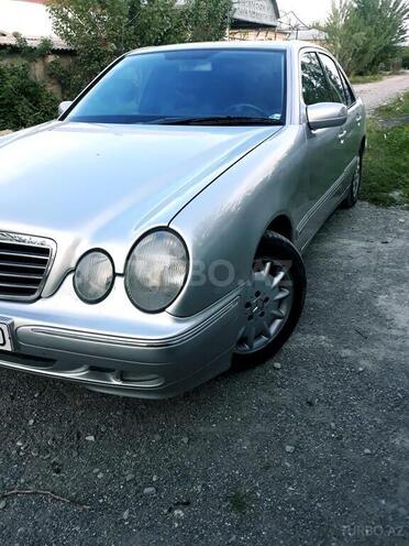 Mercedes E 270 1999, 303,000 km - 2.7 l - Ağdam