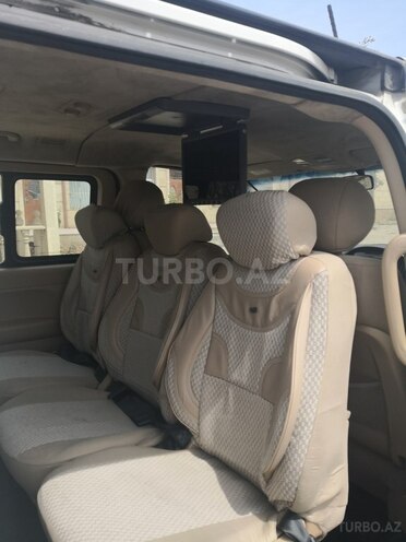 Hyundai H-1 2010, 110,000 km - 2.5 l - Bakı