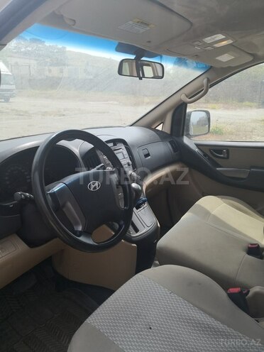 Hyundai H-1 2010, 110,000 km - 2.5 l - Bakı