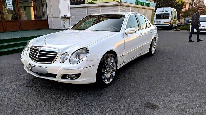 Mercedes E 240 2004, 295,000 km - 2.6 l - Bakı