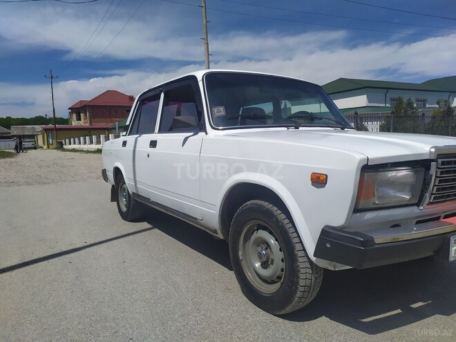 LADA (VAZ) 2107 2009, 140,000 km - 1.6 l - Qusar