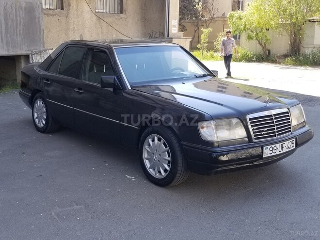 Mercedes E 220 1994, 485,600 km - 2.2 l - Bakı