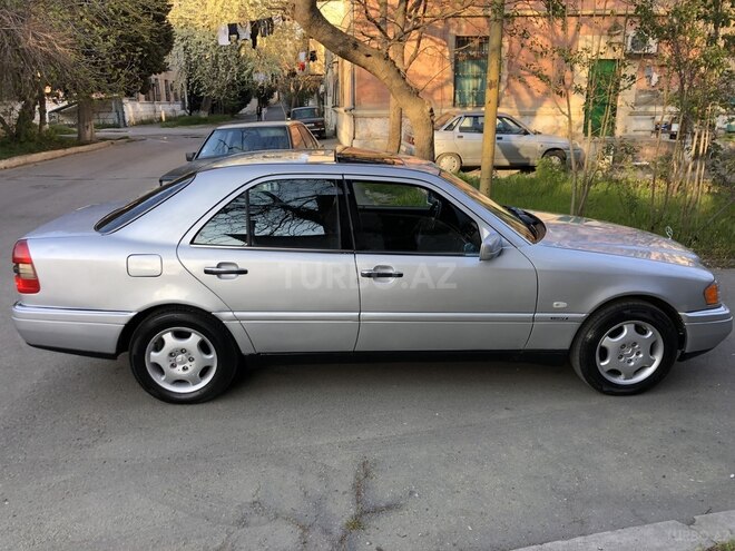 Mercedes C 220 1994, 630,000 km - 2.2 l - Bakı