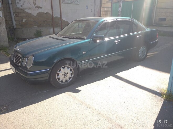 Mercedes E 230 1997, 338,000 km - 2.3 l - Bakı