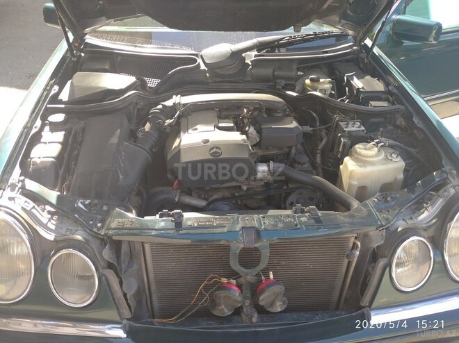 Mercedes E 230 1997, 338,000 km - 2.3 l - Bakı