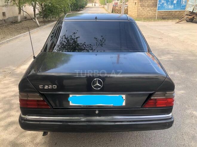Mercedes E 200 1990, 398,000 km - 2.0 l - Sumqayıt