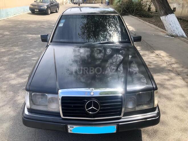 Mercedes E 200 1990, 398,000 km - 2.0 l - Sumqayıt