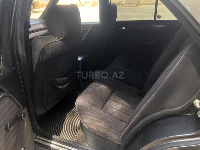 Mercedes E 200 1990, 398,000 km - 2.0 l - Sumqayıt