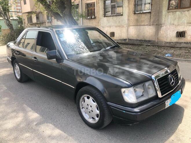 Mercedes E 200 1990, 398,000 km - 2.0 l - Sumqayıt