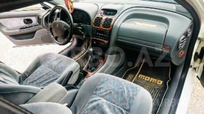 Renault Laguna 1996, 297,000 km - 2.0 l - Sumqayıt