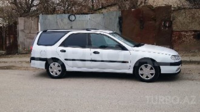 Renault Laguna 1996, 297,000 km - 2.0 l - Sumqayıt