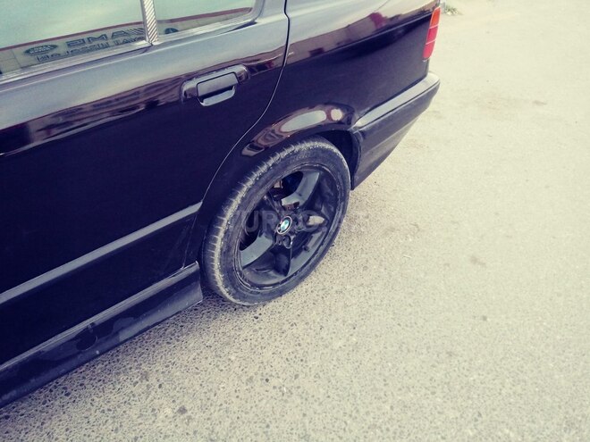 BMW 320 1994, 250,000 km - 2.0 l - Sumqayıt