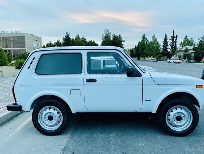 LADA (VAZ) Niva 2014, 120,000 km - 1.7 л - Ucar