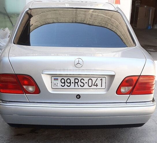 Mercedes E 200 1998, 196,638 km - 2.0 l - Bakı