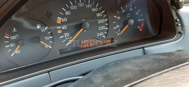 Mercedes E 200 1998, 196,638 km - 2.0 l - Bakı